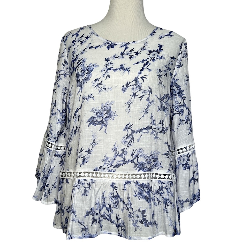 Zac & Rachel Blouse Romantic Ruffles Medium Coastal Casual